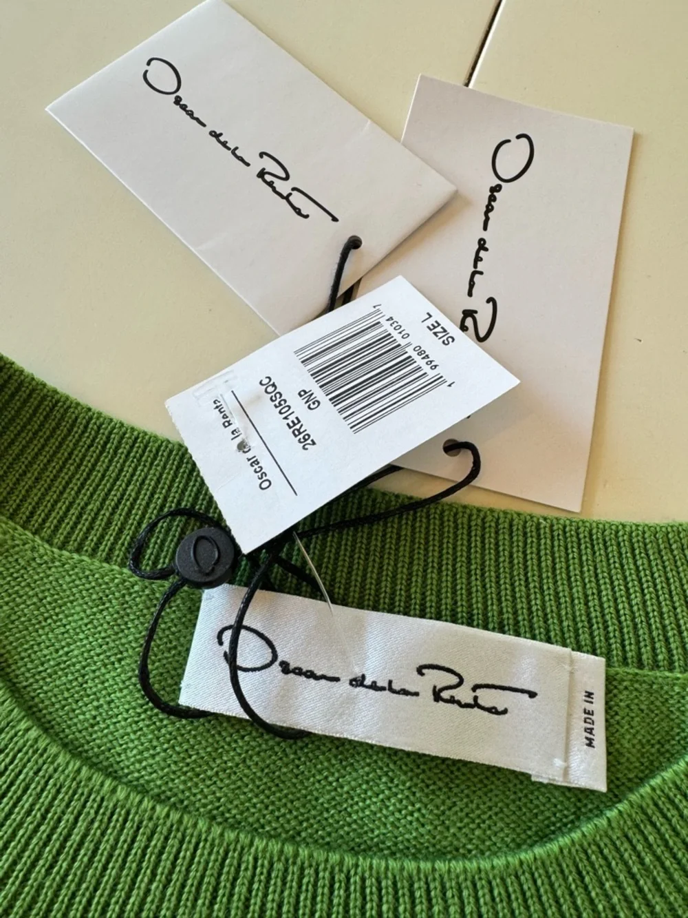 Oscar de la Renta Green Crewneck Sweater with Pink Floral Crystal Embroidery - Picture 12 of 16